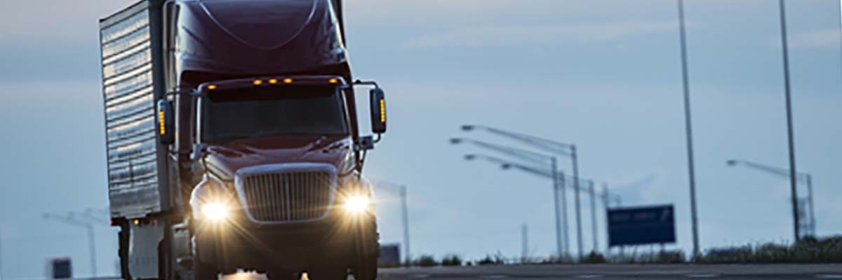 Warranty plus camion sur route